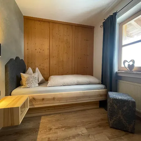 Elisabeth Apartment