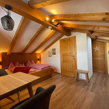 Elisabeth Apartment *